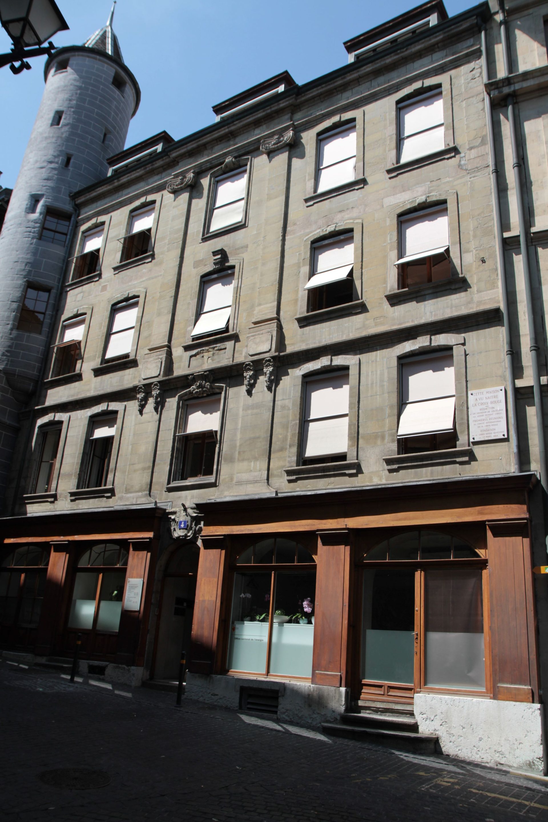 Jean Henri Dunant home, Geneva - 01.JPG